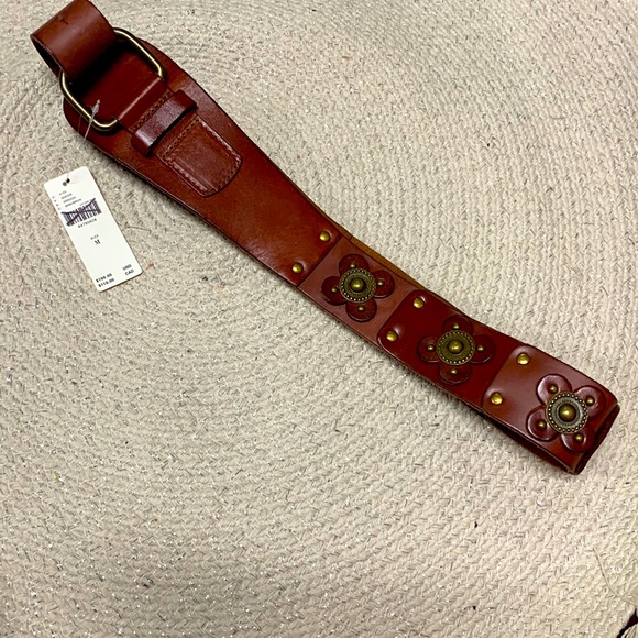 Anthropologie leather flower belt new with tags size medium